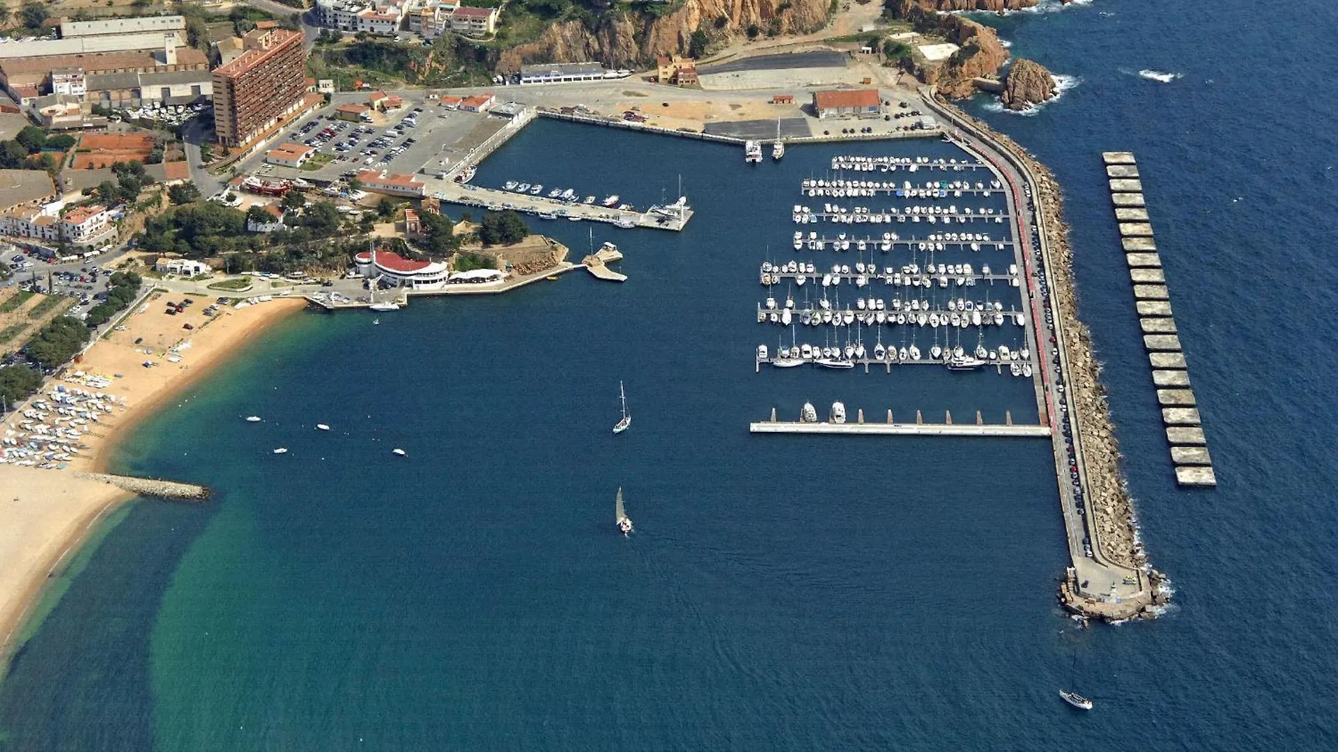 Апартаменты Lloguer30 El Far, Swimming Pool And Parking Сан-Фелиу-де-Гишольс 0*,  Испания